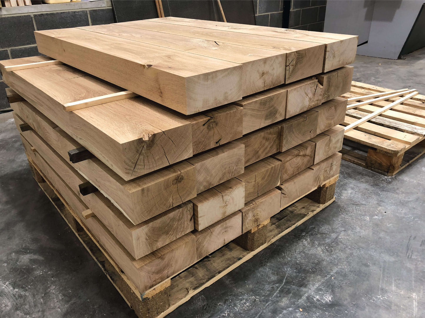 Planed Oak Beams | P.S.E