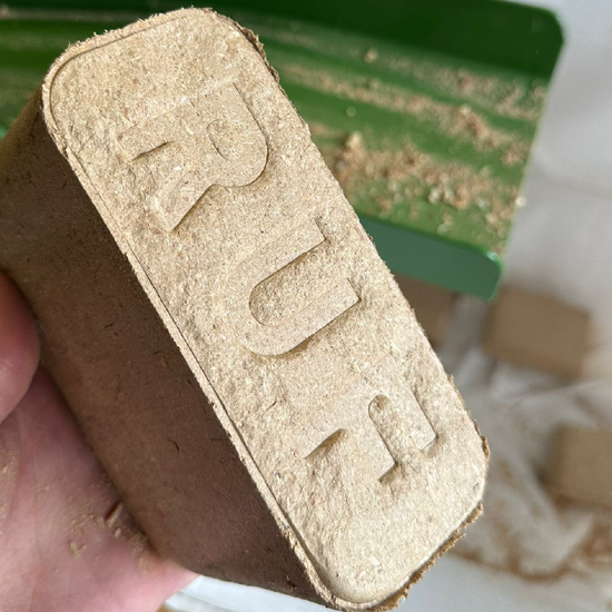 RUF Oak Briquettes