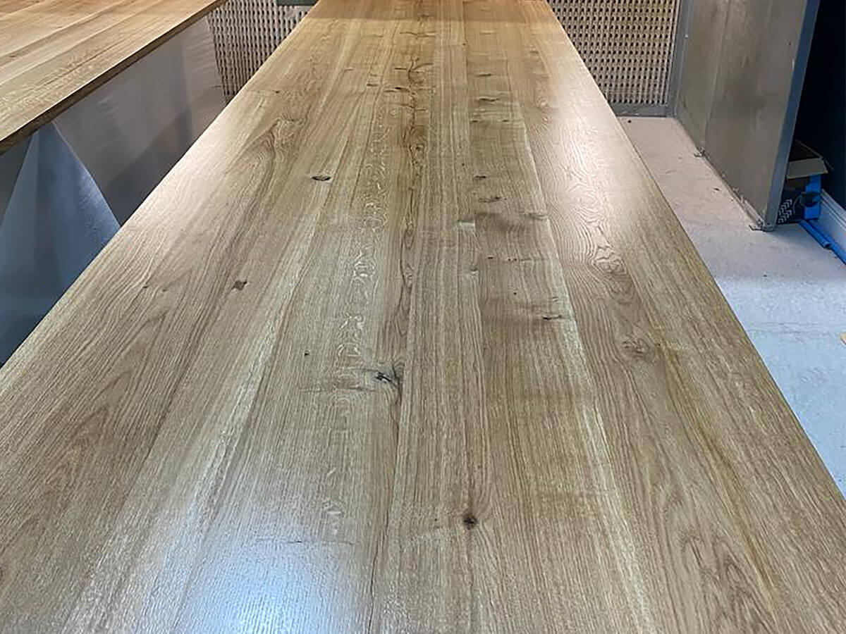 Single Stave Full Stave Solid Oak Worktop - Character grade European Oak - UK Made